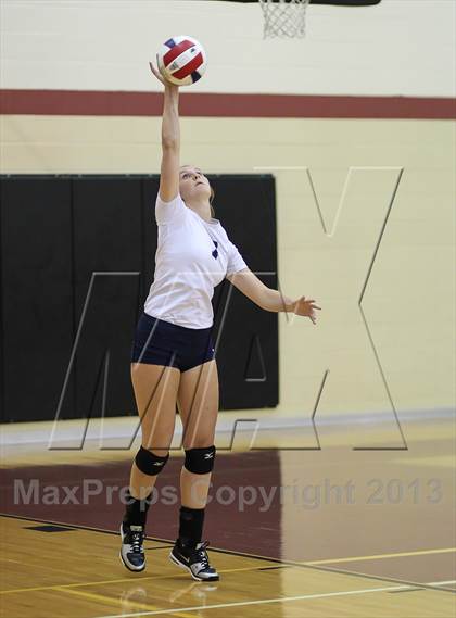 Thumbnail 3 in All Saints vs Haltom (EMS-ISD Tournament)  photogallery.
