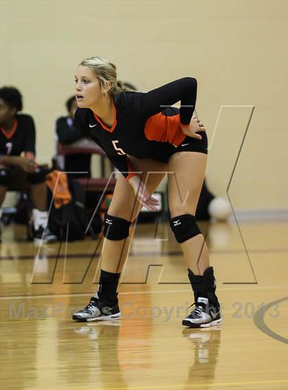 Thumbnail 3 in All Saints vs Haltom (EMS-ISD Tournament)  photogallery.