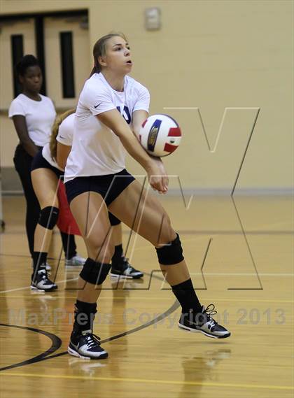 Thumbnail 2 in All Saints vs Haltom (EMS-ISD Tournament)  photogallery.