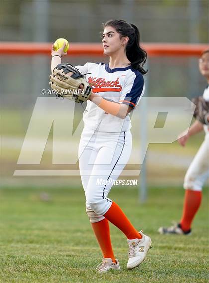 Thumbnail 1 in Antelope @ Cosumnes Oaks photogallery.