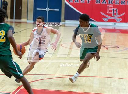 Thumbnail 1 in West vs East Bakersfield (Ralph Krave Memorial Tournament) photogallery.