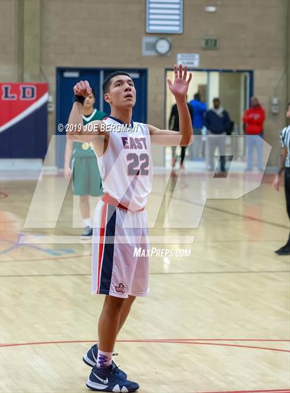Thumbnail 1 in West vs East Bakersfield (Ralph Krave Memorial Tournament) photogallery.
