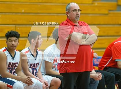 Thumbnail 2 in West vs East Bakersfield (Ralph Krave Memorial Tournament) photogallery.