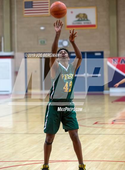 Thumbnail 1 in West vs East Bakersfield (Ralph Krave Memorial Tournament) photogallery.
