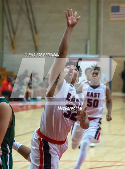 Thumbnail 1 in West vs East Bakersfield (Ralph Krave Memorial Tournament) photogallery.