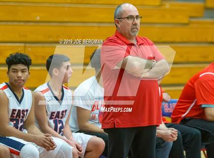 Thumbnail 3 in West vs East Bakersfield (Ralph Krave Memorial Tournament) photogallery.