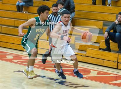 Thumbnail 2 in West vs East Bakersfield (Ralph Krave Memorial Tournament) photogallery.