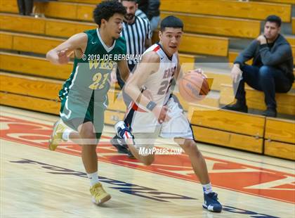 Thumbnail 3 in West vs East Bakersfield (Ralph Krave Memorial Tournament) photogallery.