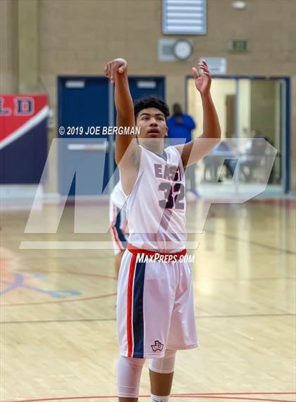 Thumbnail 1 in West vs East Bakersfield (Ralph Krave Memorial Tournament) photogallery.