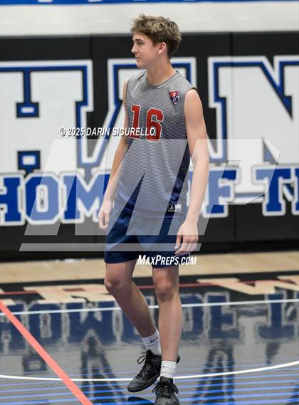 Thumbnail 1 in Casteel vs. Perry (Wolf Howl Tournament) photogallery.