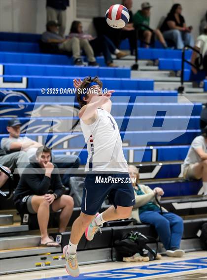 Thumbnail 1 in Casteel vs. Perry (Wolf Howl Tournament) photogallery.