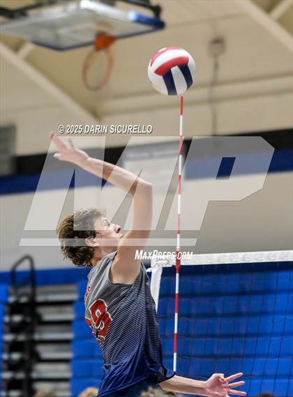 Thumbnail 3 in Casteel vs. Perry (Wolf Howl Tournament) photogallery.