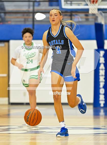 Thumbnail 3 in Hamilton Southeastern vs. Valparaiso (IHSAA 4A Semi State)  photogallery.