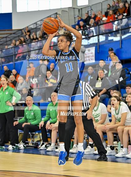 Thumbnail 2 in Hamilton Southeastern vs. Valparaiso (IHSAA 4A Semi State)  photogallery.