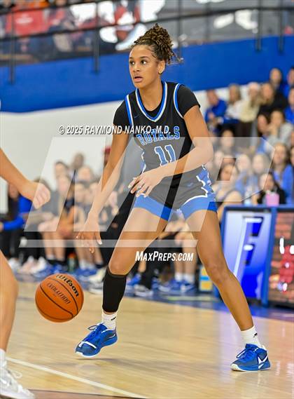 Thumbnail 1 in Hamilton Southeastern vs. Valparaiso (IHSAA 4A Semi State)  photogallery.