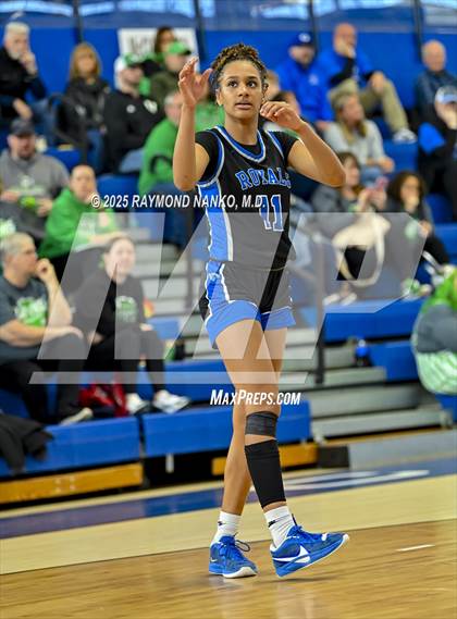 Thumbnail 3 in Hamilton Southeastern vs. Valparaiso (IHSAA 4A Semi State)  photogallery.
