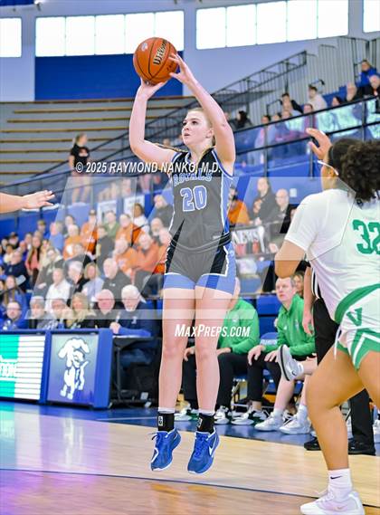 Thumbnail 1 in Hamilton Southeastern vs. Valparaiso (IHSAA 4A Semi State)  photogallery.