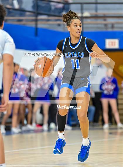 Thumbnail 1 in Hamilton Southeastern vs. Valparaiso (IHSAA 4A Semi State)  photogallery.