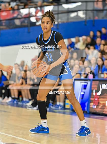 Thumbnail 2 in Hamilton Southeastern vs. Valparaiso (IHSAA 4A Semi State)  photogallery.