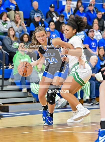 Thumbnail 1 in Hamilton Southeastern vs. Valparaiso (IHSAA 4A Semi State)  photogallery.