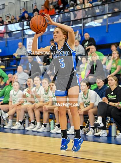 Thumbnail 3 in Hamilton Southeastern vs. Valparaiso (IHSAA 4A Semi State)  photogallery.