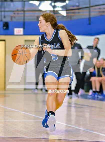 Thumbnail 1 in Hamilton Southeastern vs. Valparaiso (IHSAA 4A Semi State)  photogallery.