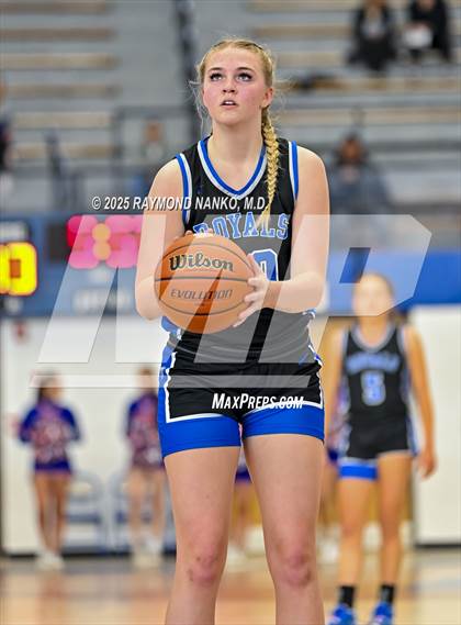 Thumbnail 2 in Hamilton Southeastern vs. Valparaiso (IHSAA 4A Semi State)  photogallery.
