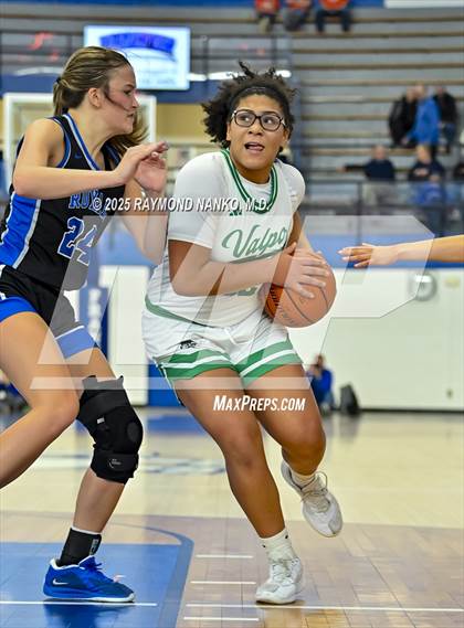 Thumbnail 1 in Hamilton Southeastern vs. Valparaiso (IHSAA 4A Semi State)  photogallery.