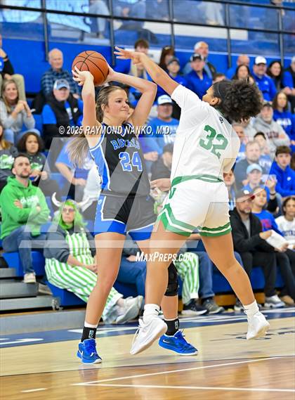 Thumbnail 3 in Hamilton Southeastern vs. Valparaiso (IHSAA 4A Semi State)  photogallery.