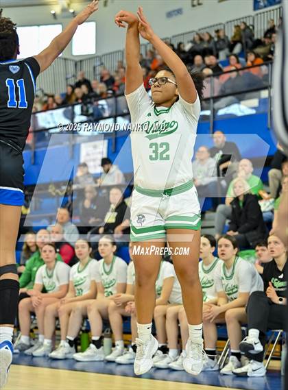 Thumbnail 1 in Hamilton Southeastern vs. Valparaiso (IHSAA 4A Semi State)  photogallery.