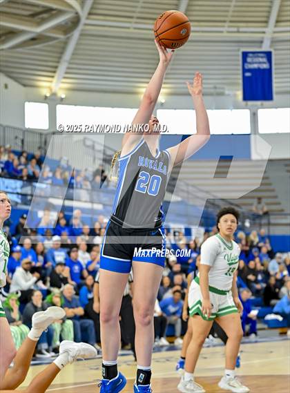 Thumbnail 2 in Hamilton Southeastern vs. Valparaiso (IHSAA 4A Semi State)  photogallery.