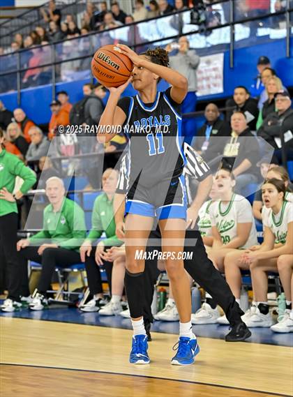 Thumbnail 1 in Hamilton Southeastern vs. Valparaiso (IHSAA 4A Semi State)  photogallery.