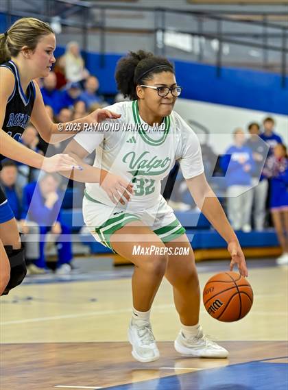 Thumbnail 2 in Hamilton Southeastern vs. Valparaiso (IHSAA 4A Semi State)  photogallery.