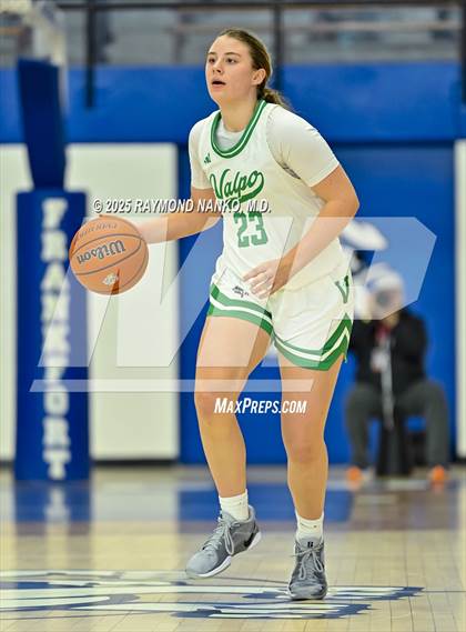Thumbnail 1 in Hamilton Southeastern vs. Valparaiso (IHSAA 4A Semi State)  photogallery.