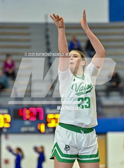 Thumbnail 3 in Hamilton Southeastern vs. Valparaiso (IHSAA 4A Semi State)  photogallery.