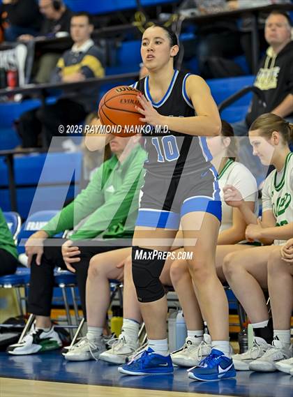 Thumbnail 2 in Hamilton Southeastern vs. Valparaiso (IHSAA 4A Semi State)  photogallery.