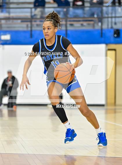 Thumbnail 2 in Hamilton Southeastern vs. Valparaiso (IHSAA 4A Semi State)  photogallery.