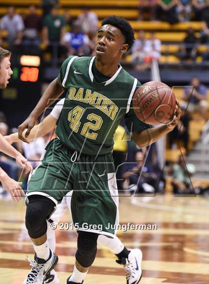 Thumbnail 1 in Campolindo vs. Damien (CIF State D3 Final) photogallery.