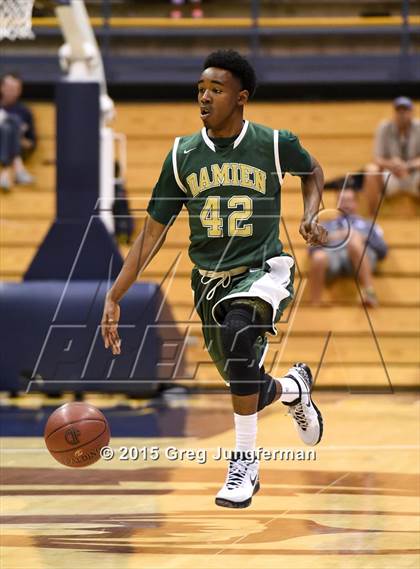 Thumbnail 3 in Campolindo vs. Damien (CIF State D3 Final) photogallery.