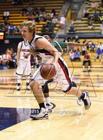 Thumbnail 3 in Campolindo vs. Damien (CIF State D3 Final) photogallery.