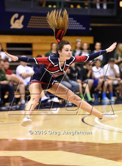 Thumbnail 2 in Campolindo vs. Damien (CIF State D3 Final) photogallery.