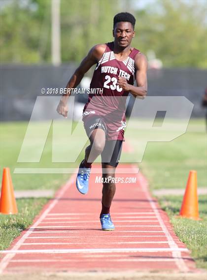 Thumbnail 1 in Buffalo Public (All-High Meet) Triple Jump photogallery.