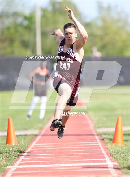 Thumbnail 2 in Buffalo Public (All-High Meet) Triple Jump photogallery.
