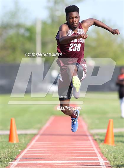 Thumbnail 1 in Buffalo Public (All-High Meet) Triple Jump photogallery.