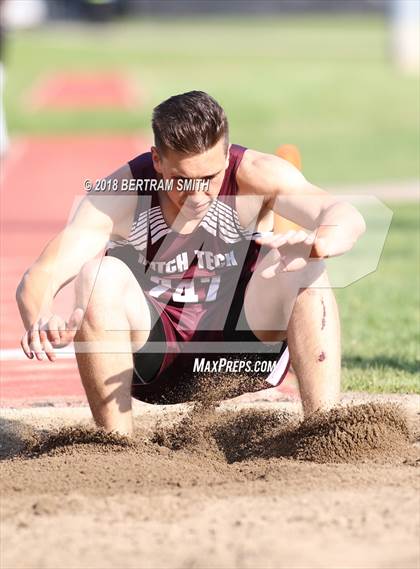 Thumbnail 3 in Buffalo Public (All-High Meet) Triple Jump photogallery.