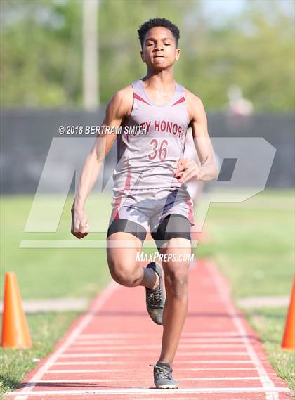 Thumbnail 2 in Buffalo Public (All-High Meet) Triple Jump photogallery.