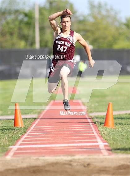 Thumbnail 3 in Buffalo Public (All-High Meet) Triple Jump photogallery.