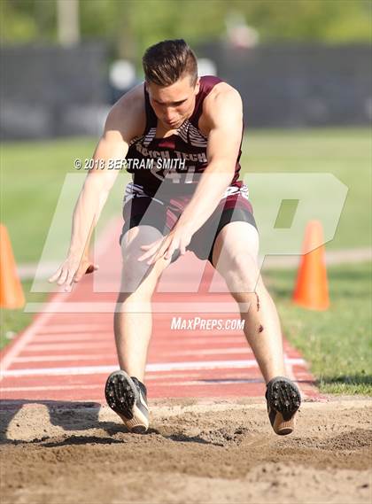 Thumbnail 3 in Buffalo Public (All-High Meet) Triple Jump photogallery.