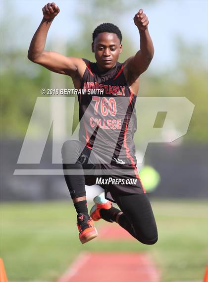 Thumbnail 3 in Buffalo Public (All-High Meet) Triple Jump photogallery.