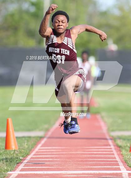 Thumbnail 2 in Buffalo Public (All-High Meet) Triple Jump photogallery.